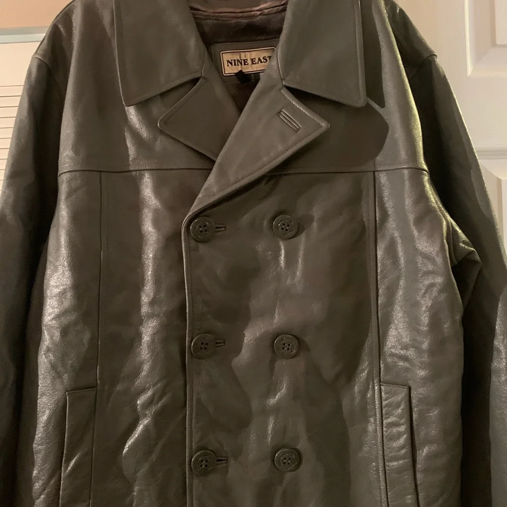 NINE EAST MALE GRAY LEATHER JACKET.